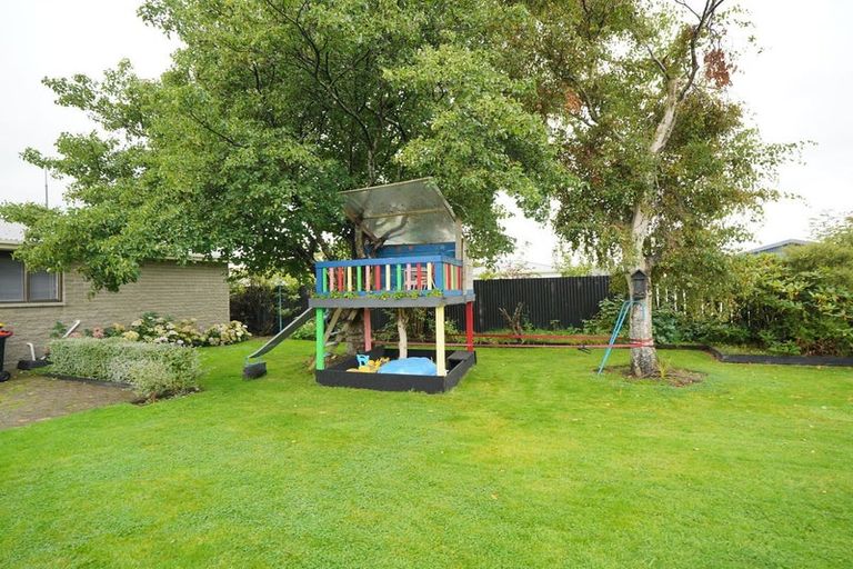 Photo of property in 125 Cunningham Crescent, Grasmere, Invercargill, 9810