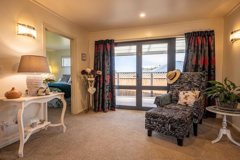 Photo of property in 38 Grove Avenue, Weston, Oamaru, 9401