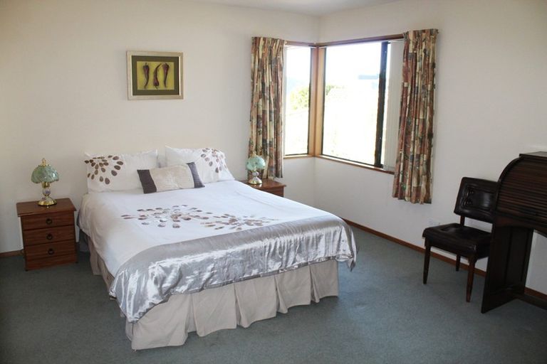 Photo of property in 16 Alpine Close, Marchwiel, Timaru, 7910