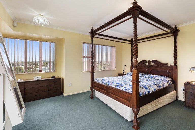 Photo of property in 43 Shortt Street, Foxton Beach, Foxton, 4815