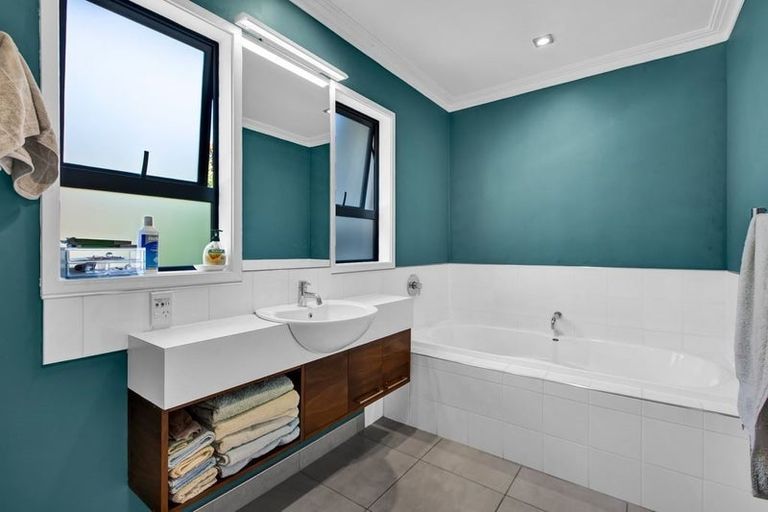 Photo of property in 20 Skinner Street, Blagdon, New Plymouth, 4310