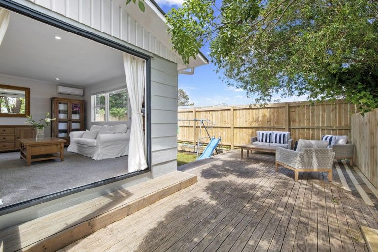 Photo of property in 45 Riverside Road, Orewa, 0931