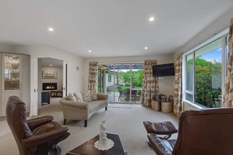 Photo of property in 40 Worsleys Road, Cracroft, Christchurch, 8025