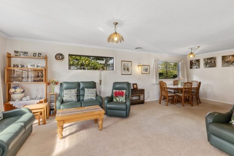 Photo of property in 2/22 Epuni Street, Hutt Central, Lower Hutt, 5011