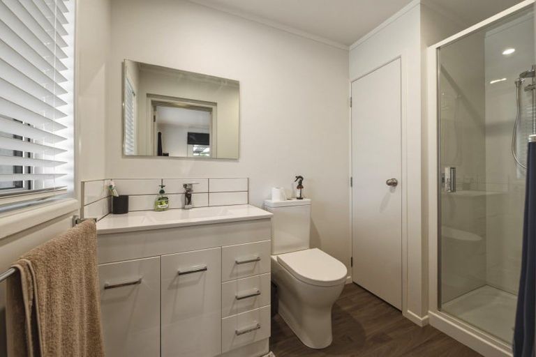 Photo of property in 14 Ogilvie Road, Kinloch, Taupo, 3377