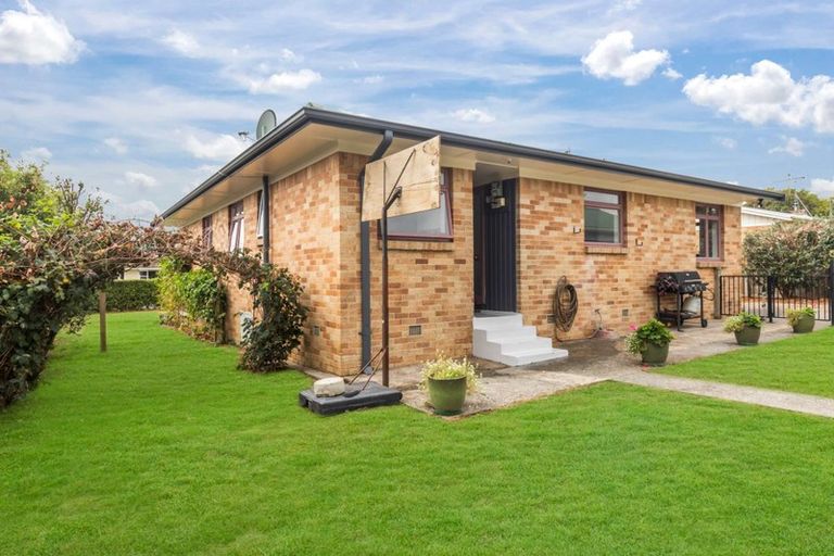 Photo of property in 64 Browning Street, Leamington, Cambridge, 3432