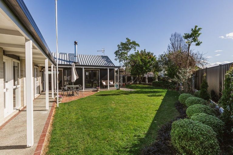 Photo of property in 4 Bowen Place, Tamatea, Napier, 4112