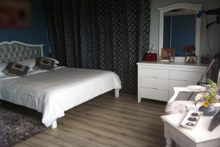 Photo of property in 1415 Whangaparaoa Road, Army Bay, Whangaparaoa, 0930