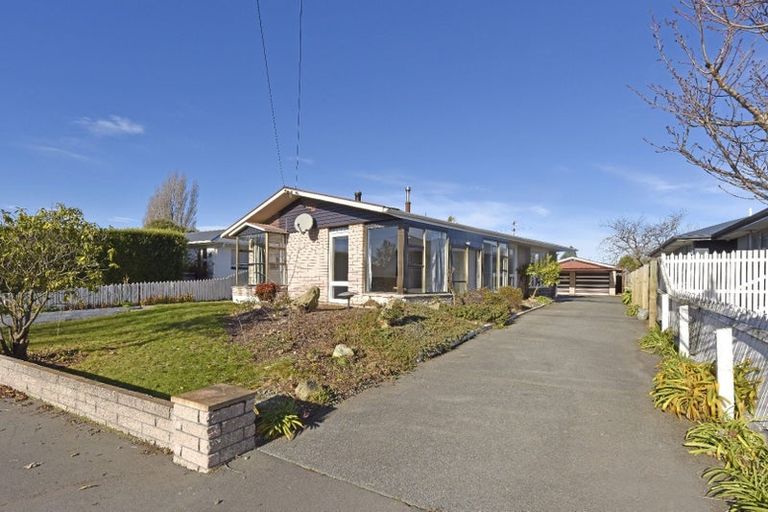 Photo of property in 34 Wingate Street, Redwood, Christchurch, 8051