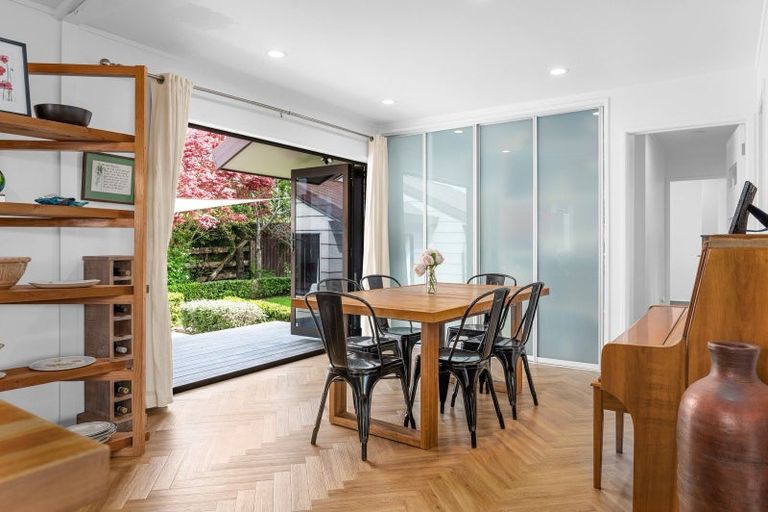 Photo of property in 10 Houhere Place, Pukete, Hamilton, 3200