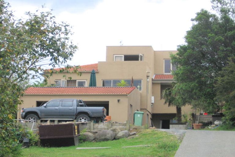 Photo of property in 104 Harbour View Road, Omokoroa, 3114