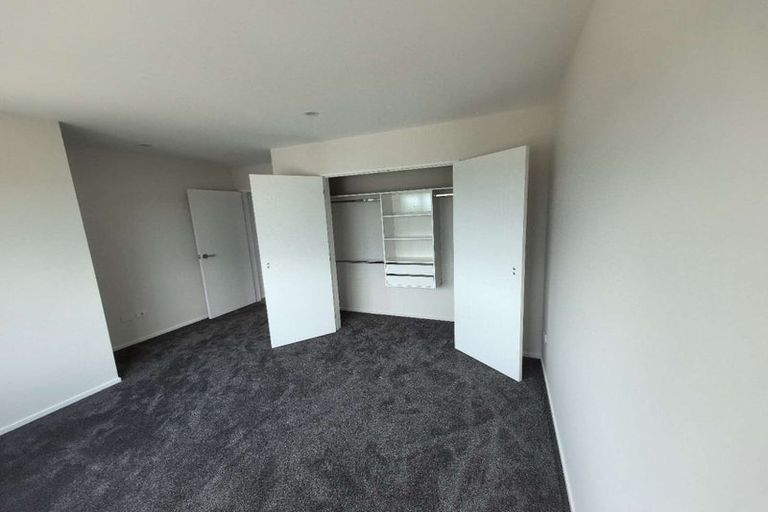 Photo of property in 29a West Harbour Drive, West Harbour, Auckland, 0618