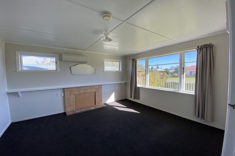 Photo of property in 6 Resolution Street, Tolaga Bay, 4077