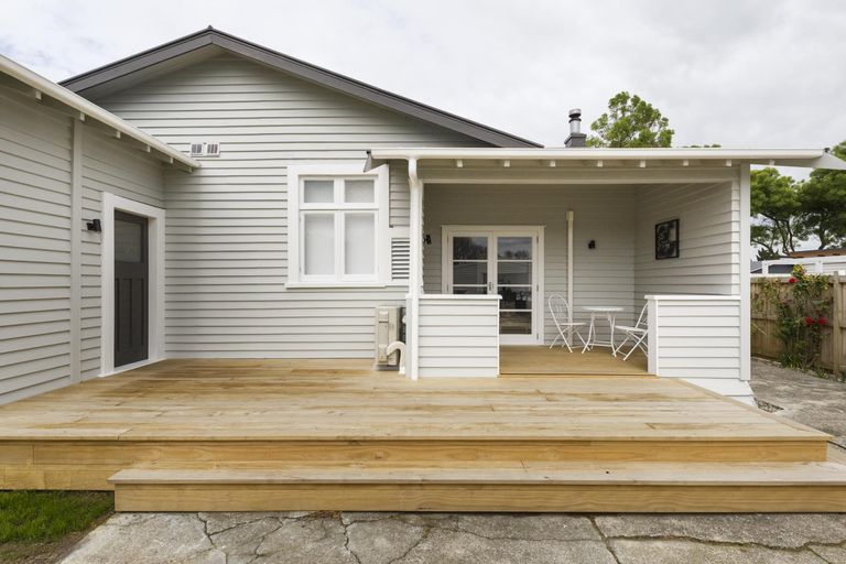 Photo of property in 9 Milverton Avenue, Hokowhitu, Palmerston North, 4410