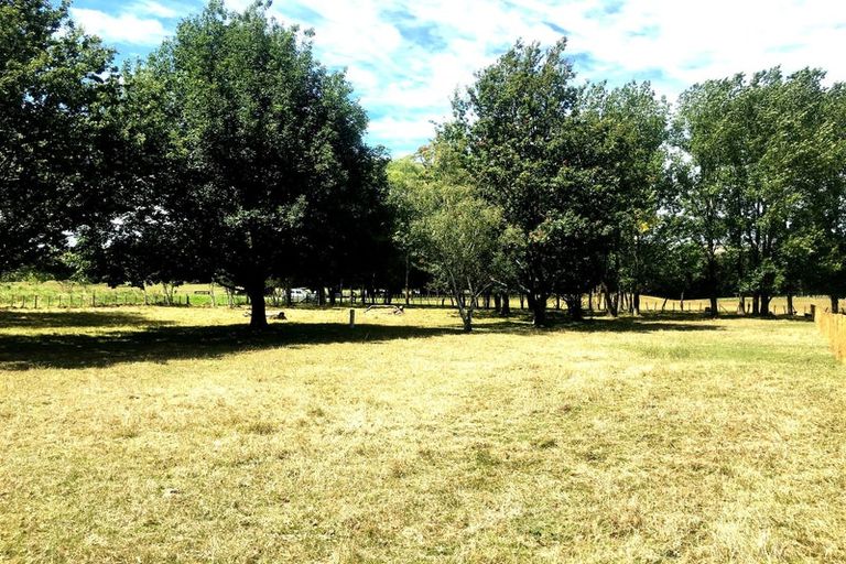 Photo of property in 202 Tapairu Road, Waipawa, 4275