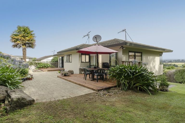 Photo of property in 48 Bell Common Close, Bethlehem, Tauranga, 3110
