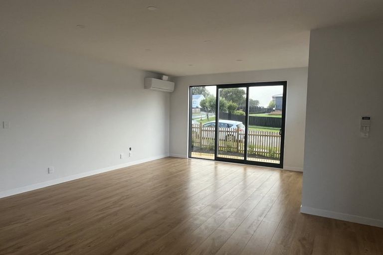 Photo of property in 1 Boys Place, Pakuranga Heights, Auckland, 2010