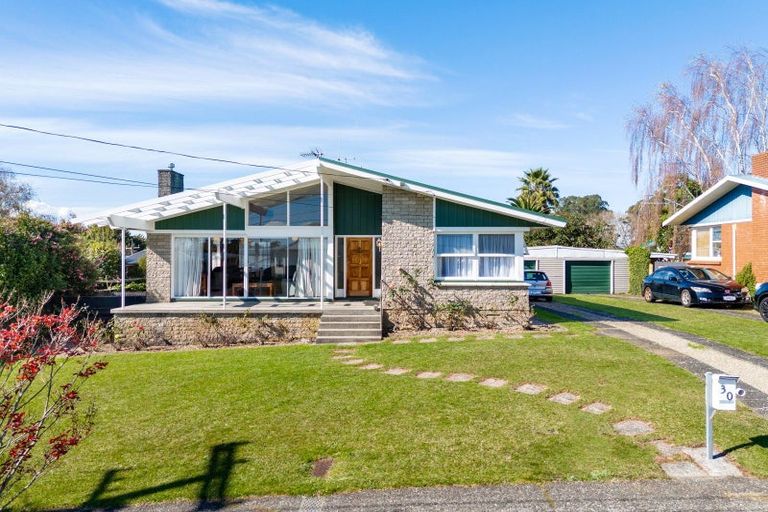 Photo of property in 30 Garden Heights Avenue, Glenview, Hamilton, 3206