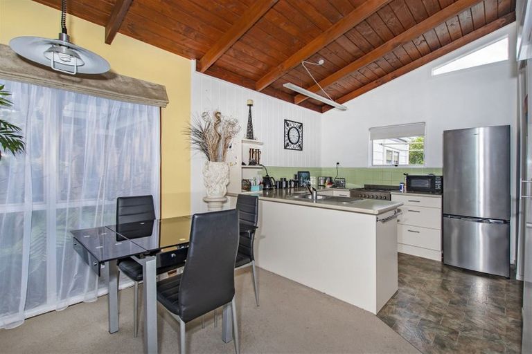 Photo of property in 44b Cairnfield Road, Kensington, Whangarei, 0112