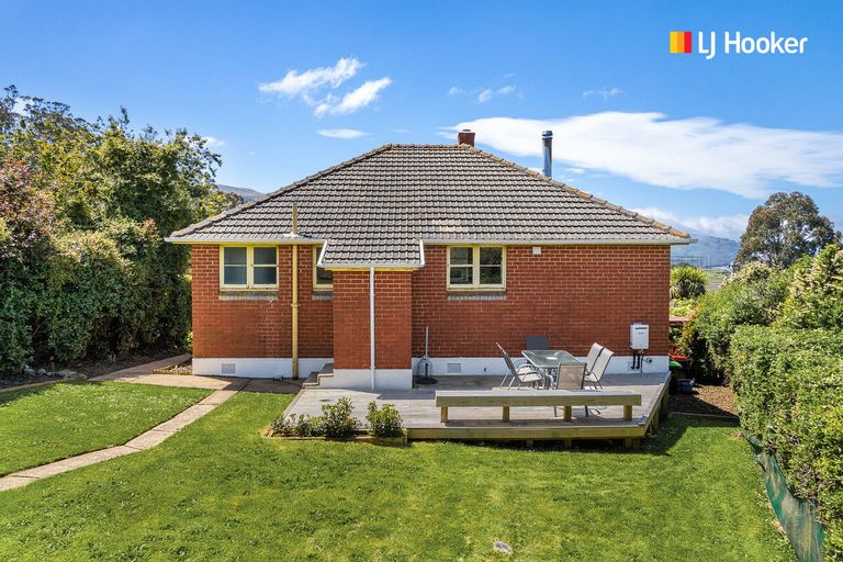 Photo of property in 18 Mooltan Street, Halfway Bush, Dunedin, 9010