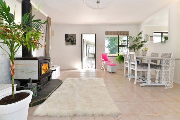 Photo of property in 14 Foster Crescent, Snells Beach, 0920