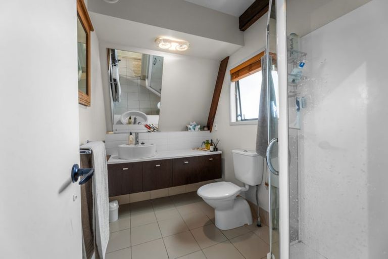 Photo of property in 40 Gledstane Road, Stanmore Bay, Whangaparaoa, 0932