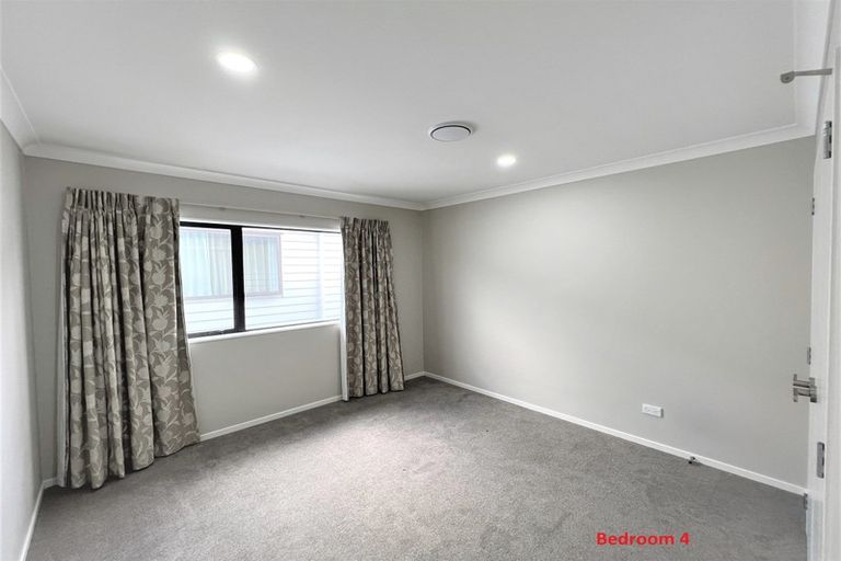 Photo of property in 17 Golden Avenue, Flat Bush, Auckland, 2019