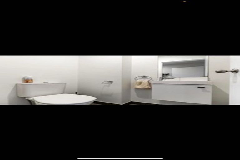 Photo of property in 59c Reeves Road, Pakuranga, Auckland, 2010