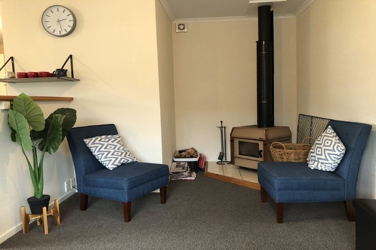 Photo of property in 6 Mararoa Drive, Manapouri, 9679