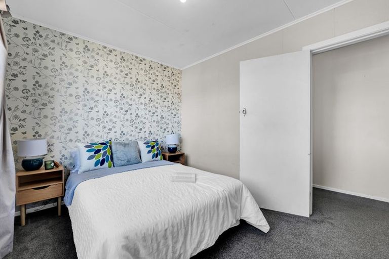 Photo of property in 163a Pembroke Street, Westown, New Plymouth, 4310