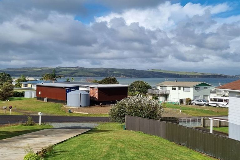 Photo of property in 21 Mariner Cove Road, Tinopai, Matakohe, 0593