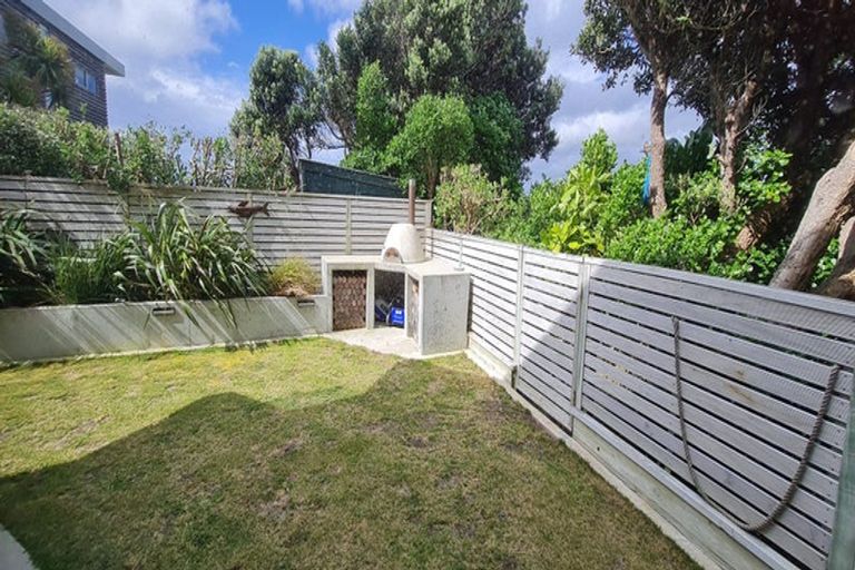 Photo of property in 3a Hector Street, Seatoun, Wellington, 6022