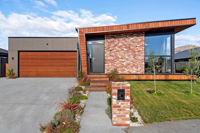 Photo of property in 4 Hartley Court, Cromwell, 9310