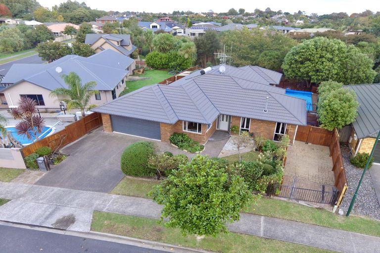 Photo of property in 3 Milbrook Place, Chartwell, Hamilton, 3210