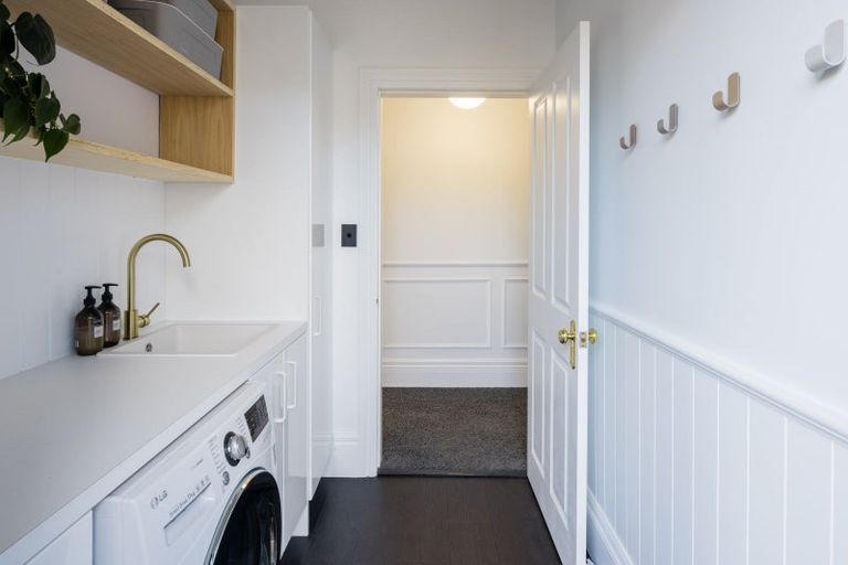 Photo of property in 42 Abbotsford Street, Whitiora, Hamilton, 3200