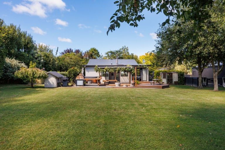 Photo of property in 807 Kaimatarau Road, Rongotea, Palmerston North, 4473