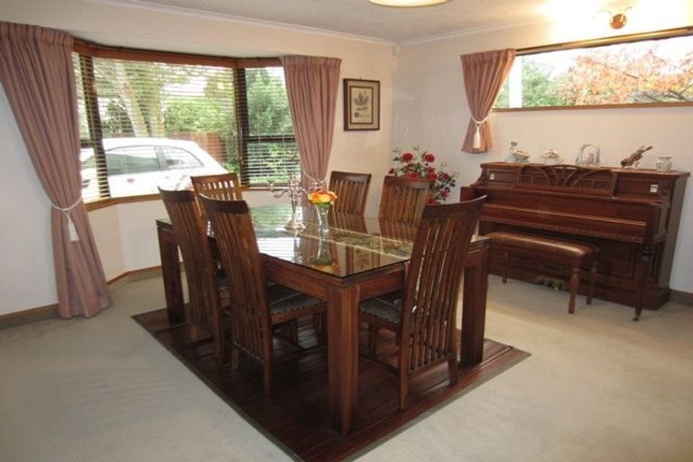 Photo of property in 137a Hamilton Avenue, Ilam, Christchurch, 8041