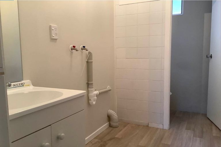 Photo of property in 30 Fyvie Avenue, Tawa, Wellington, 5028