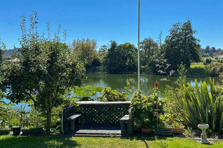 Photo of property in 146 Commercial Street, Takaka, 7110