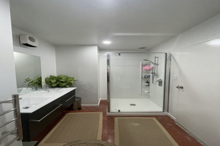 Photo of property in 15 Matlock Street, Woolston, Christchurch, 8062