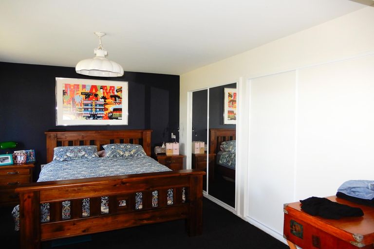 Photo of property in 17 Airedale Road, Weston, Oamaru, 9401