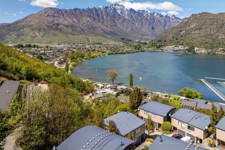 Photo of property in Elkridge Apartments, 15/64 Marina Drive, Frankton, Queenstown, 9300