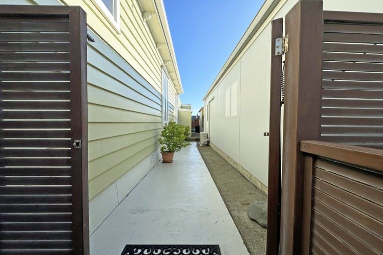 Photo of property in 407 Marine Parade, Napier South, Napier, 4110