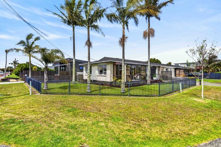 Photo of property in 1a Melanie Place, Orewa, 0931