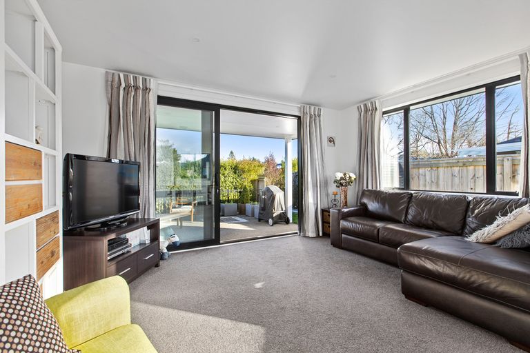 Photo of property in 23 Tarata Grove, Lansdowne, Masterton, 5810