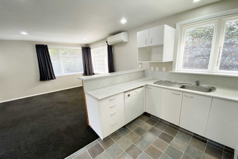 Photo of property in 15 Bourne Crescent, Papanui, Christchurch, 8053