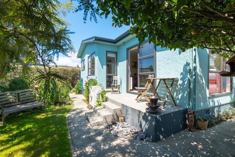 Photo of property in 2/134 Parkers Road, Tahunanui, Nelson, 7011