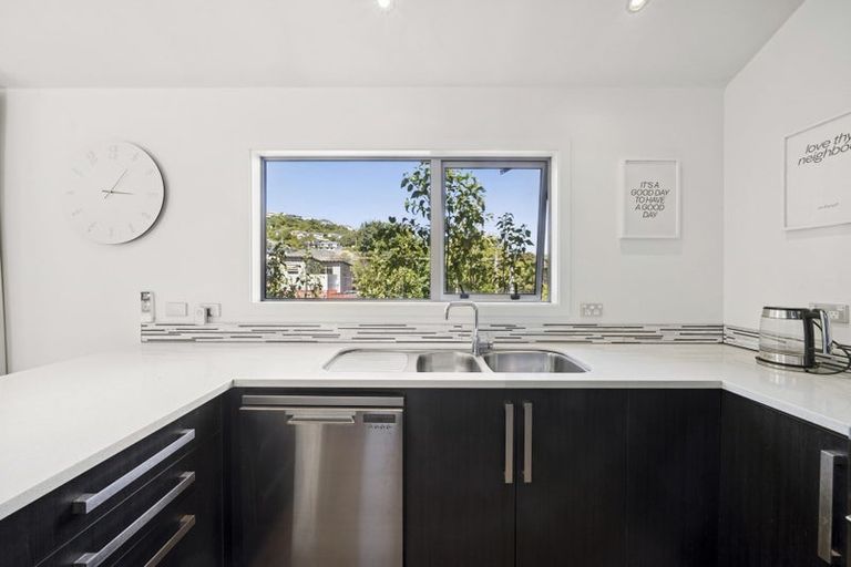 Photo of property in 45 Burma Road, Khandallah, Wellington, 6035