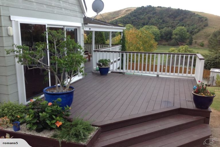 Photo of property in 18 Churchill Drive, Taradale, Napier, 4112