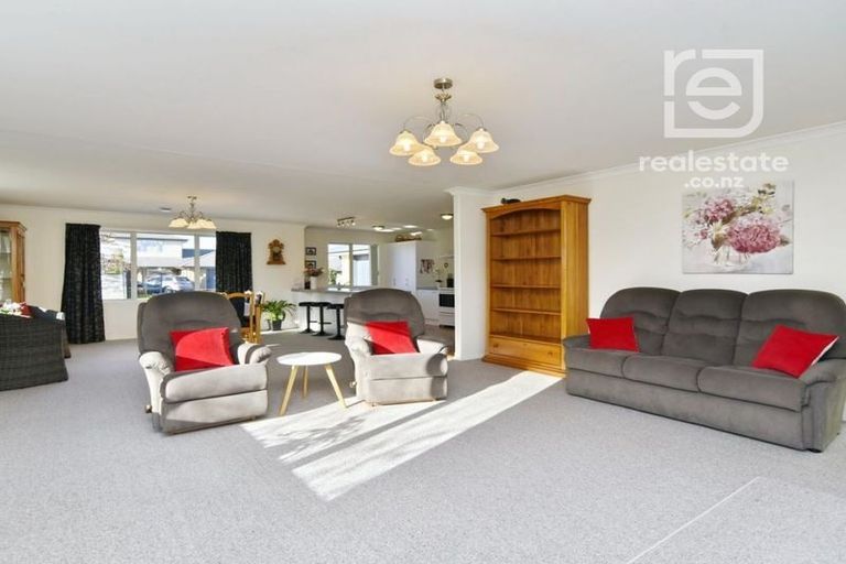 Photo of property in 53 Kotare Avenue, Rangiora, 7400